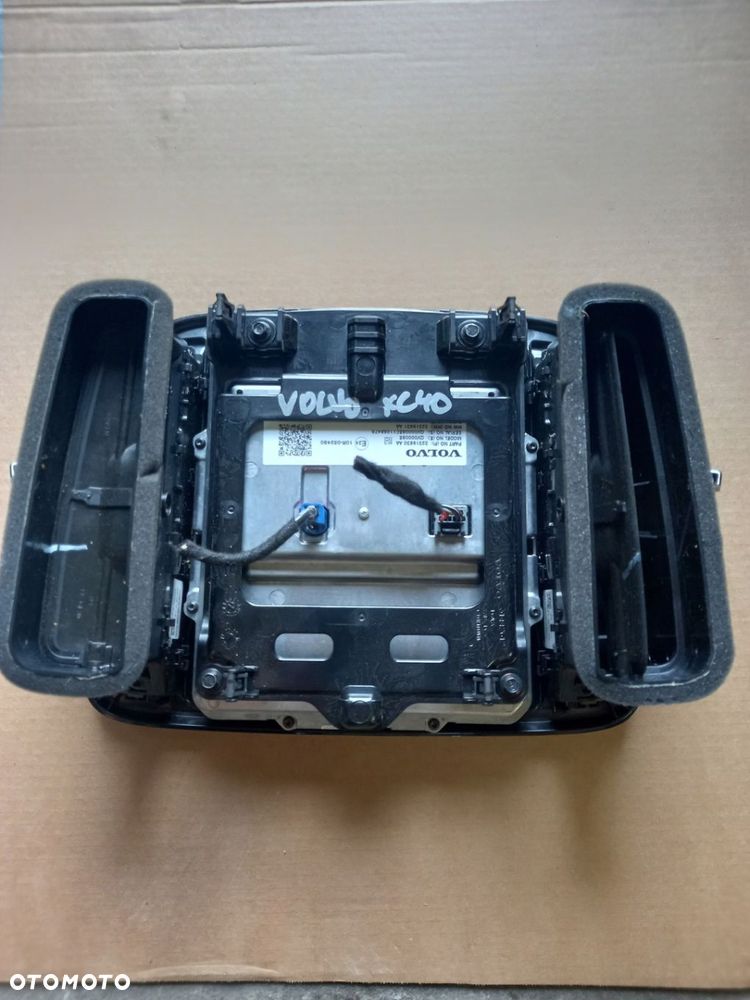 VOLVO XC40 II Wyświetlacz ekran nawigacji 32316630 - 2