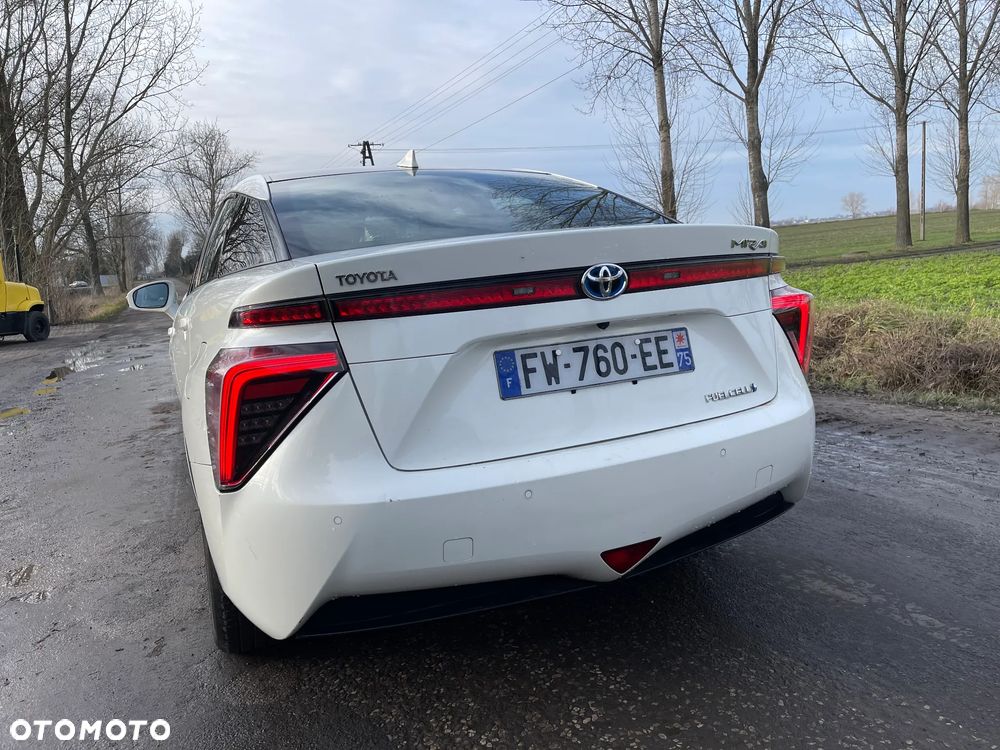 Toyota Mirai - 26