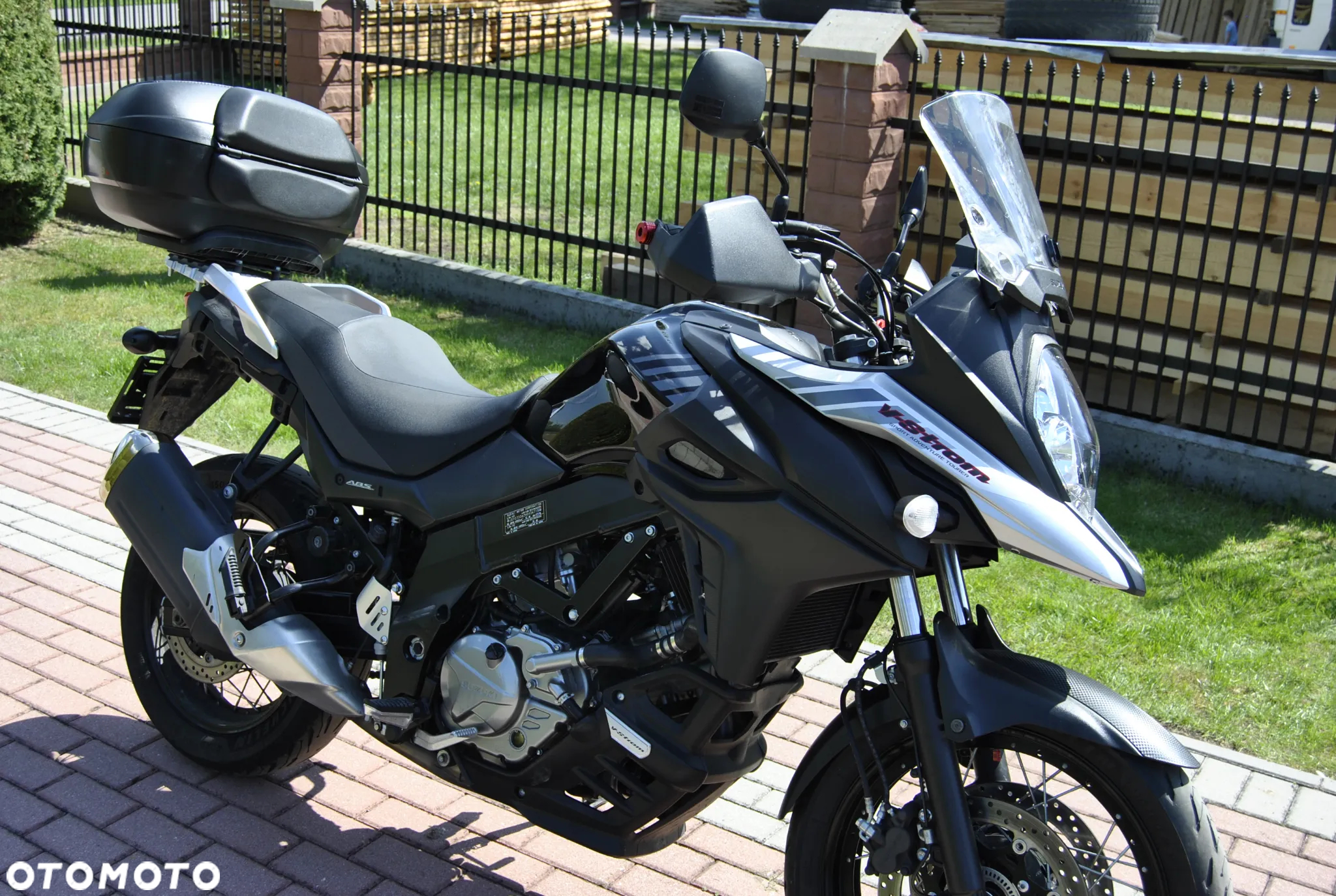 Suzuki V-STROM - 14