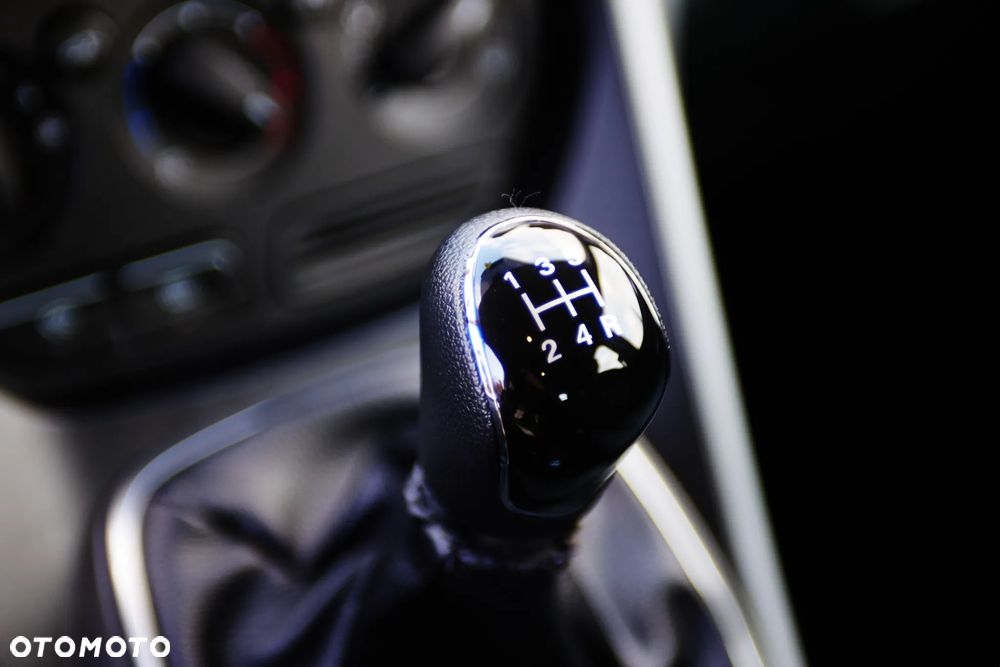 Ford Grand C-MAX 1.6 Ti-VCT Trend - 21