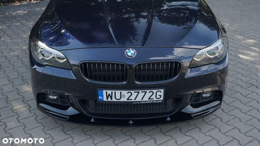 BMW Seria 5 525d xDrive - 4
