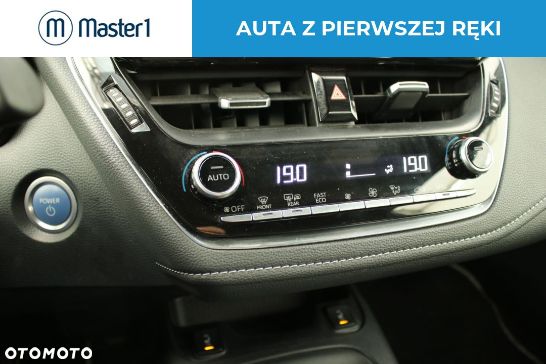 Toyota Corolla 2.0 Hybrid Comfort - 18