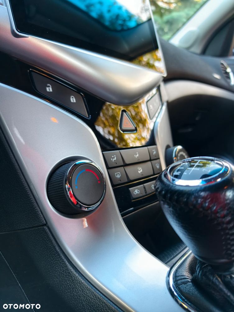 Chevrolet Cruze - 11