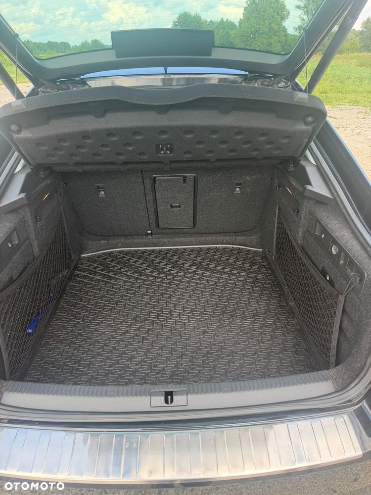 Skoda Superb 2.0 TDI Ambition DSG - 8