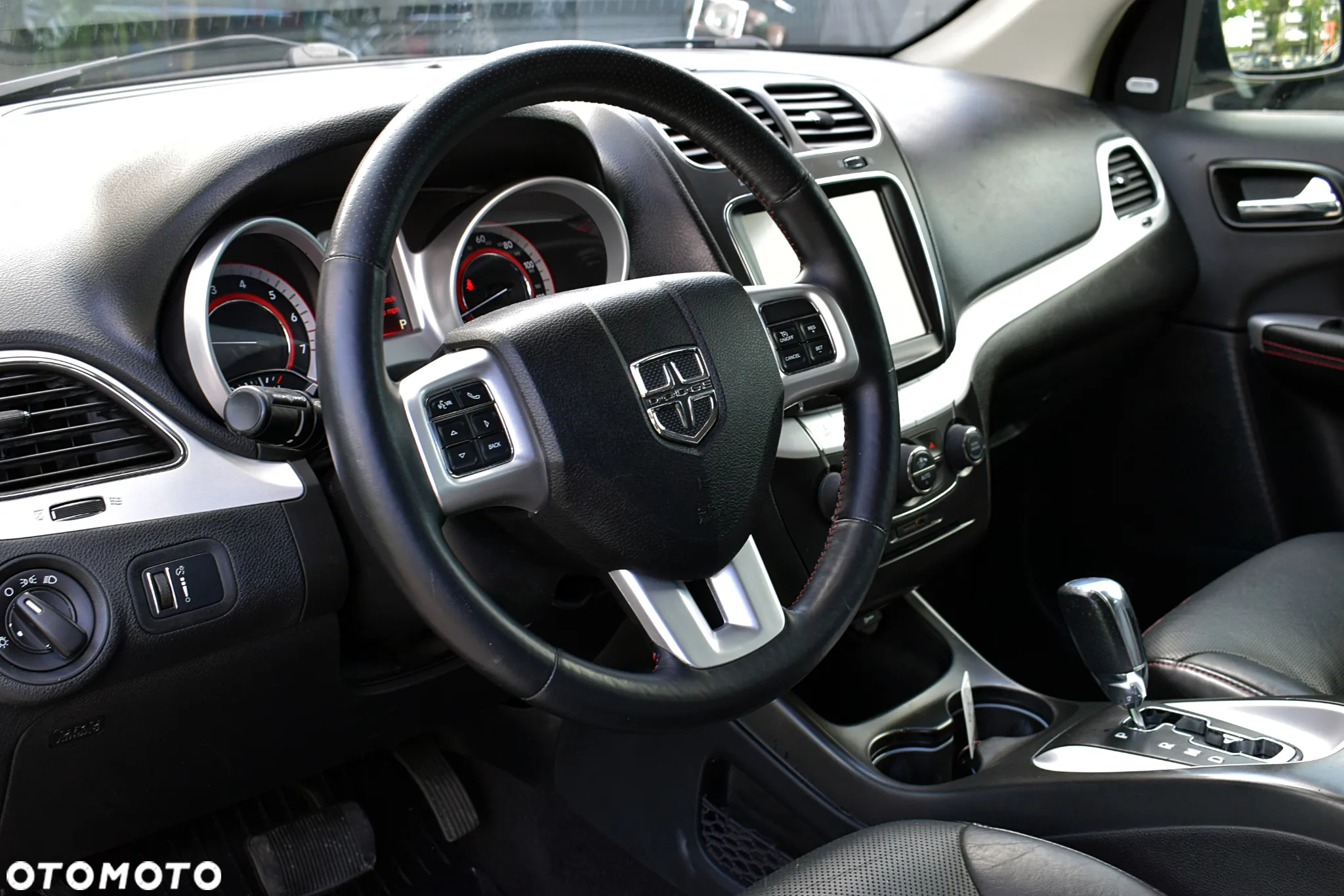 Dodge Journey - 4