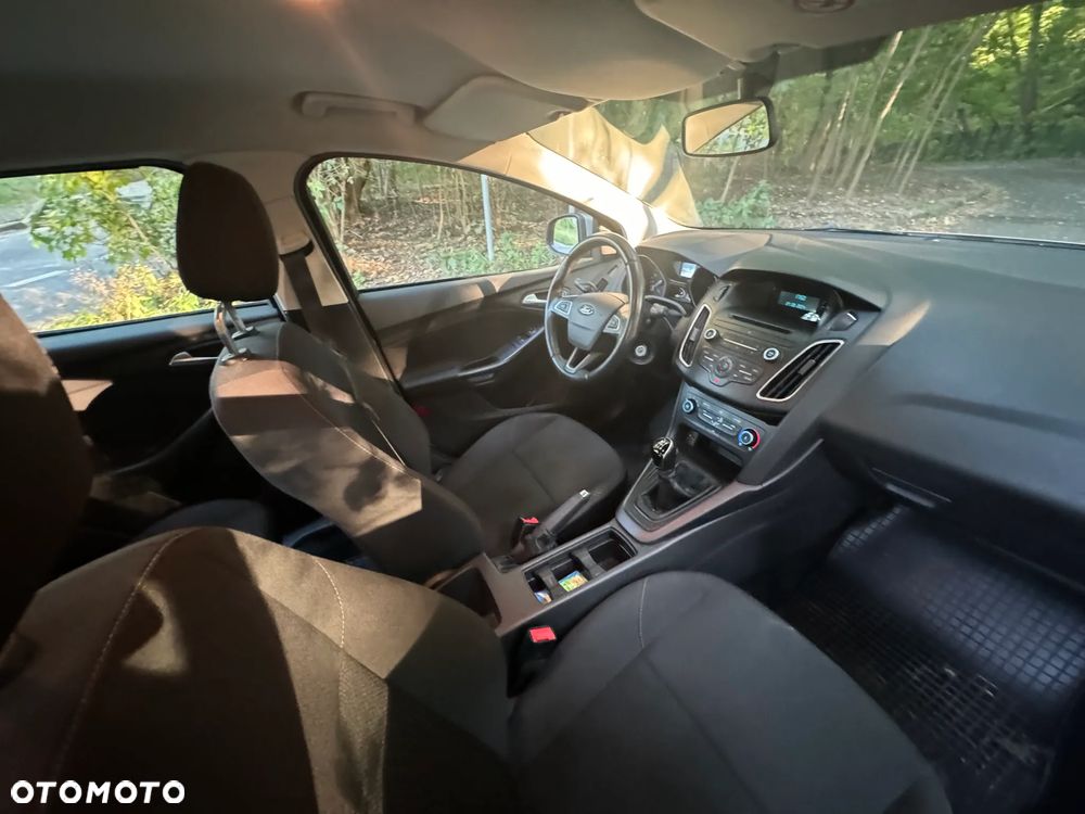 Ford Focus - 18