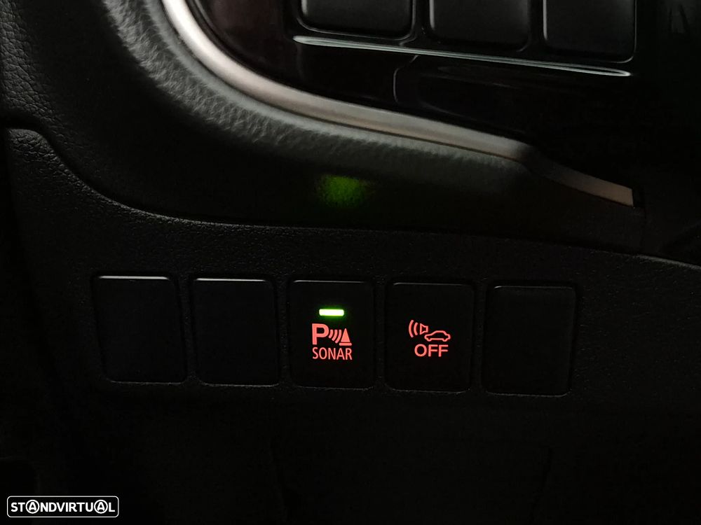 Mitsubishi Outlander 2.0 Instyle Navi - 28