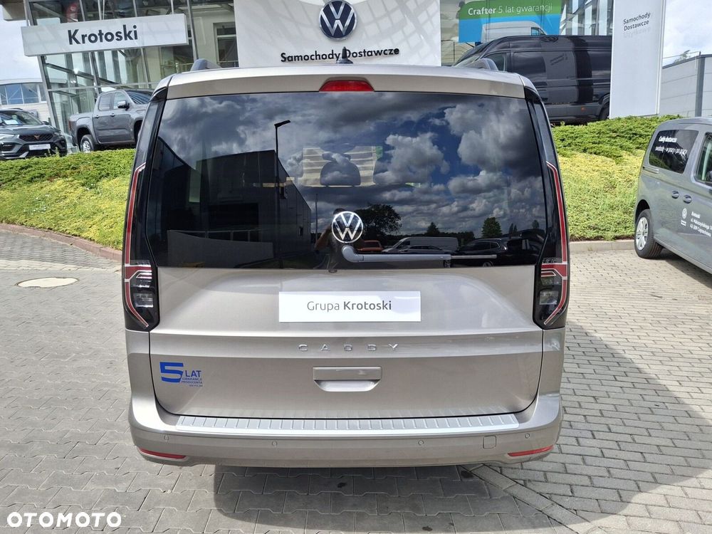 Volkswagen Caddy Maxi 2.0 TDI Life DSG - 9