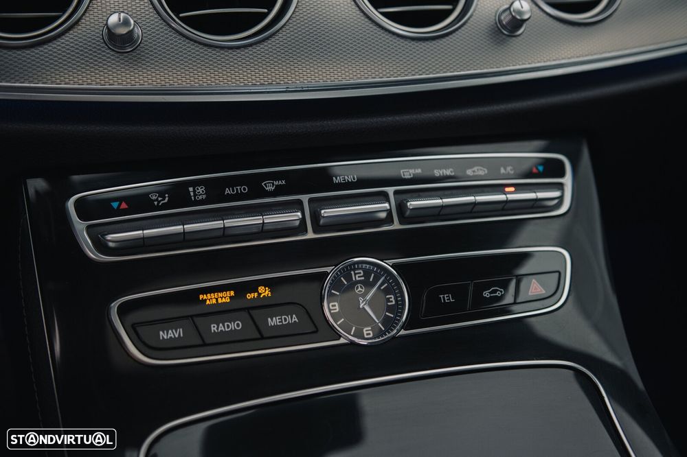 Mercedes-Benz E 220 d AMG Line - 18