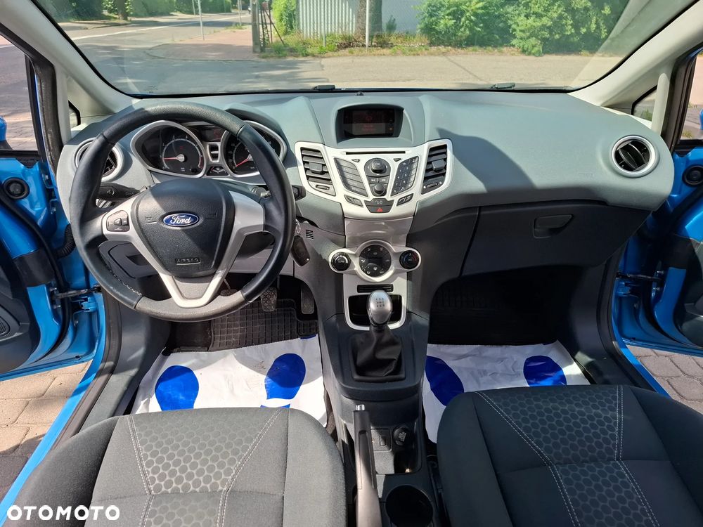 Ford Fiesta 1.25 Titanium - 25