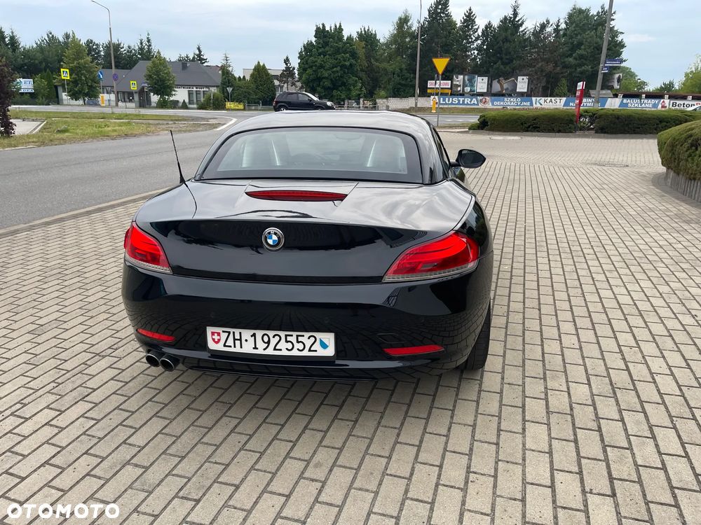 BMW Z4 sDrive23i - 13