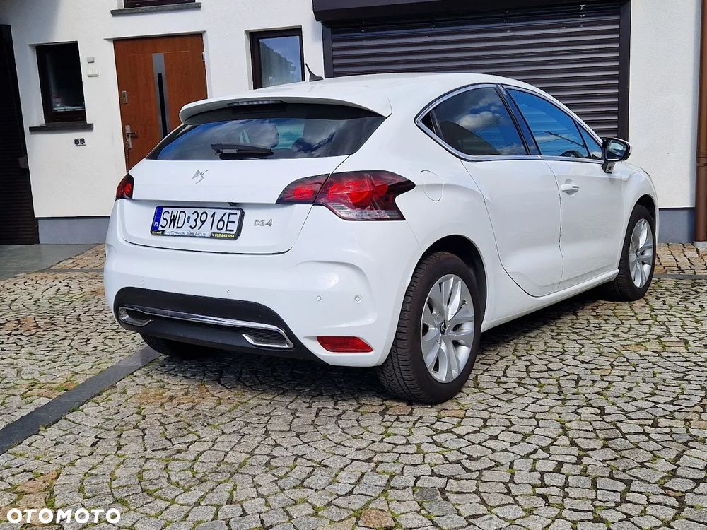 DS Automobiles Ds 4 2016 photo 3