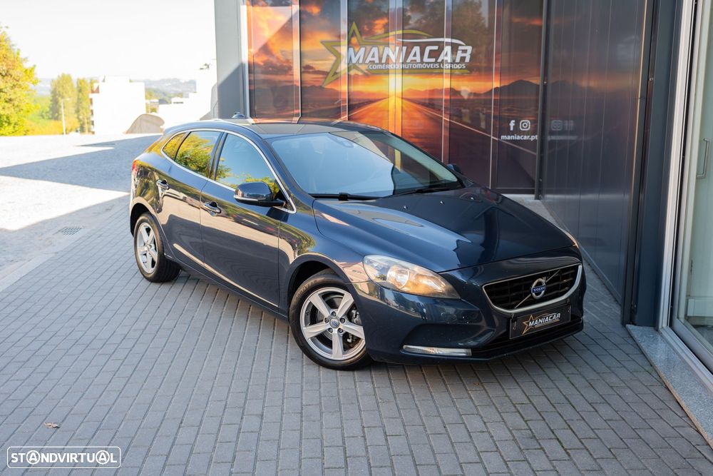 Volvo V40