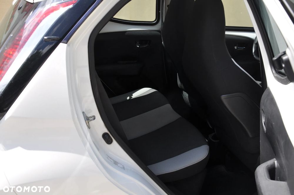 Toyota Aygo - 11