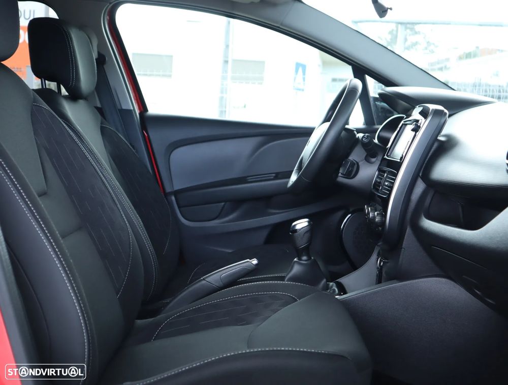 Renault Clio 0.9 TCe Limited Bi-Fuel - 20