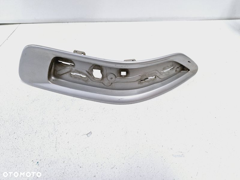 volvo xc70 2 ii ramka odblasku zderzaka prawy tył prawa tylna 30744514 - 1