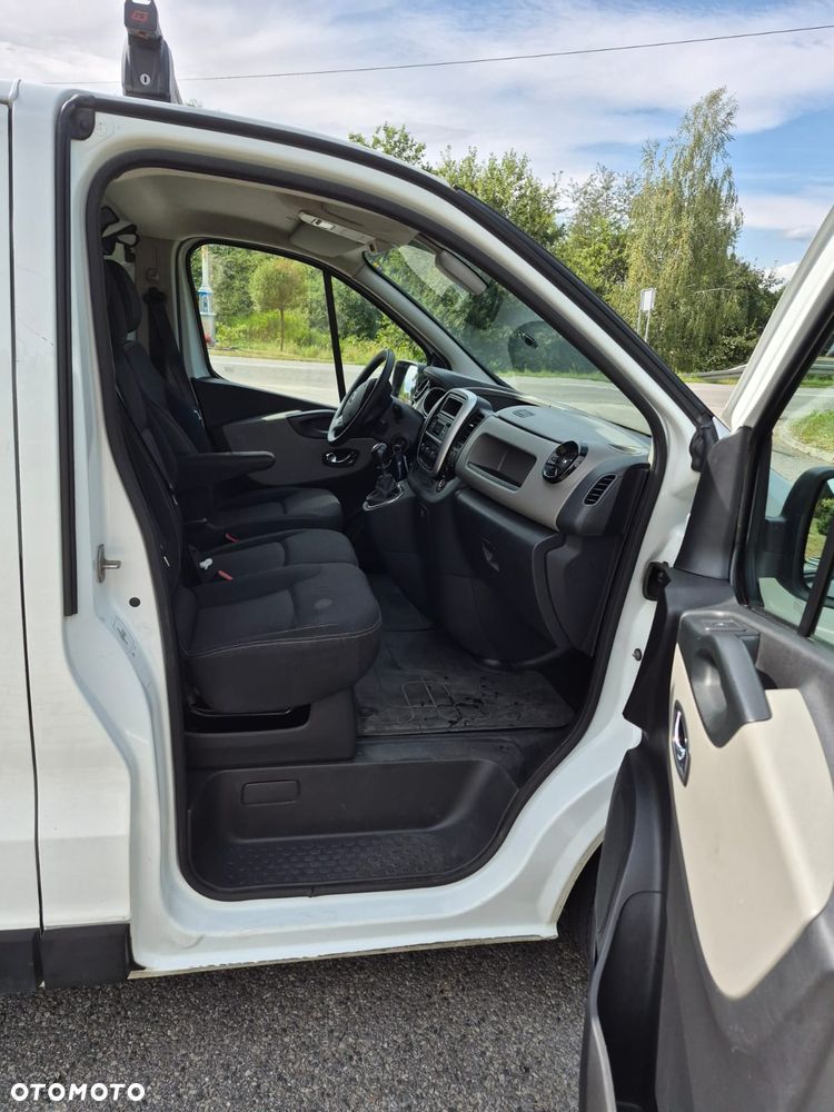 Renault Trafic - 10