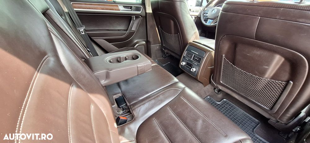Volkswagen Touareg - 15