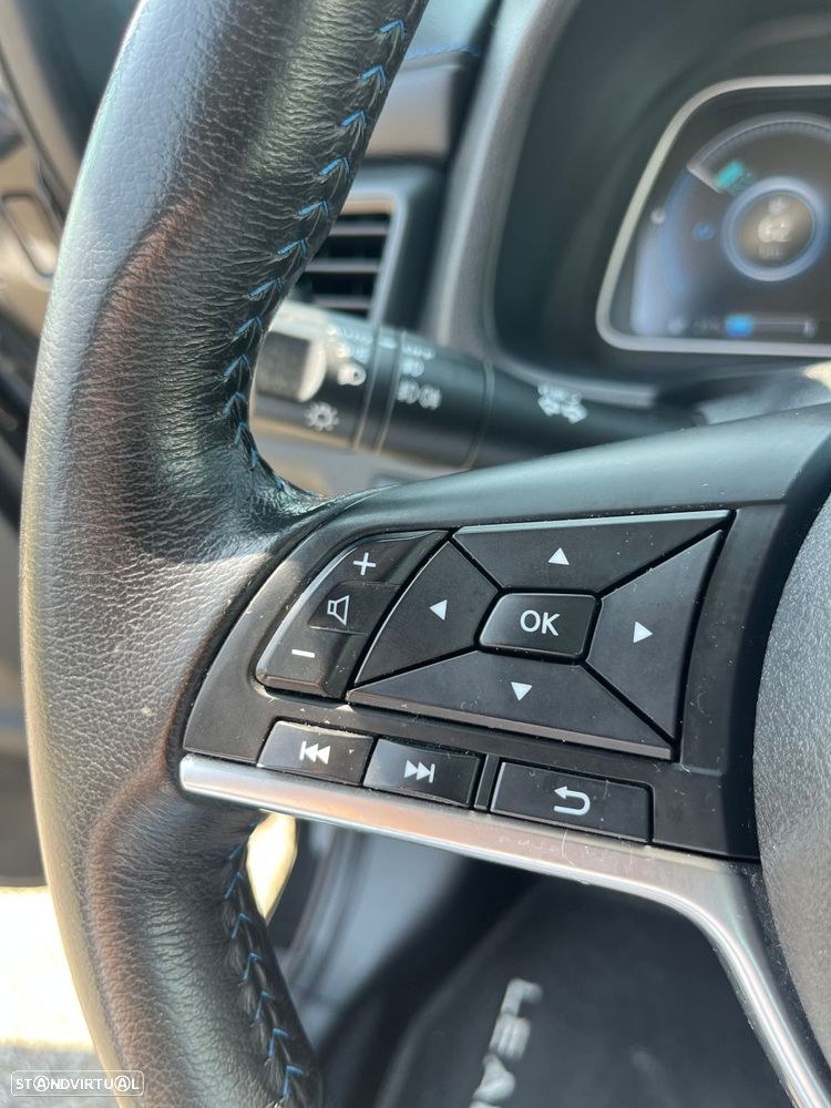 Nissan Leaf 40 kWh Tekna - 15