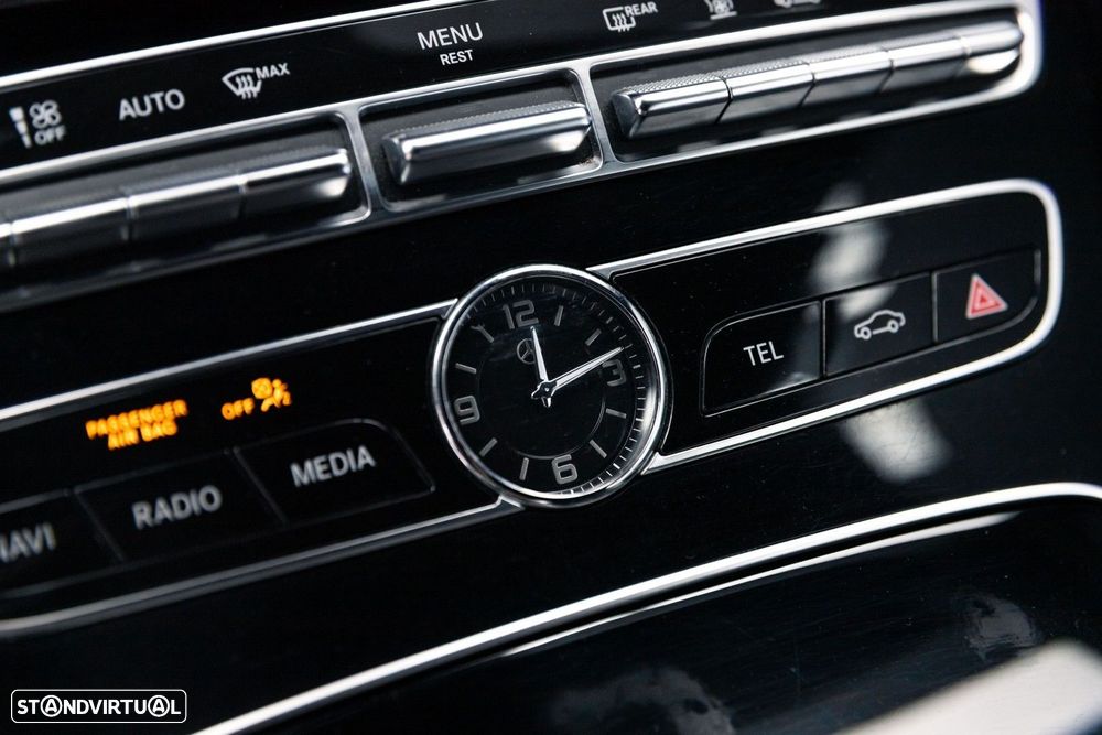 Mercedes-Benz E 220 d AMG Line - 39
