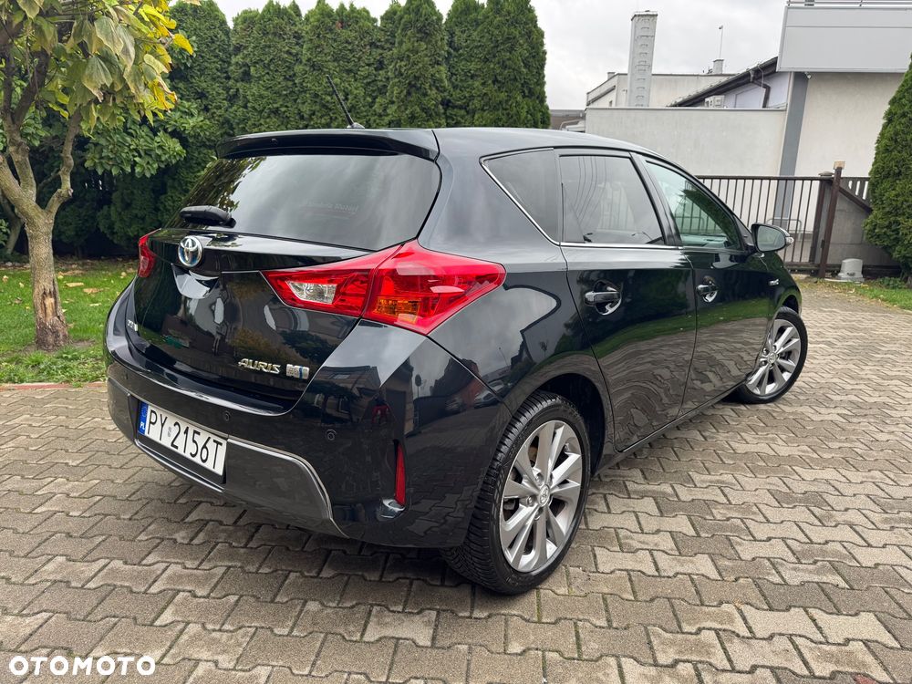 Toyota Auris 1.8 HSD Luna - 37
