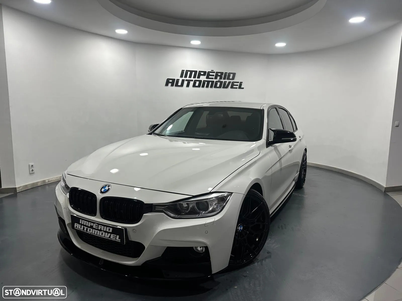 BMW 320 d Pack M - 4