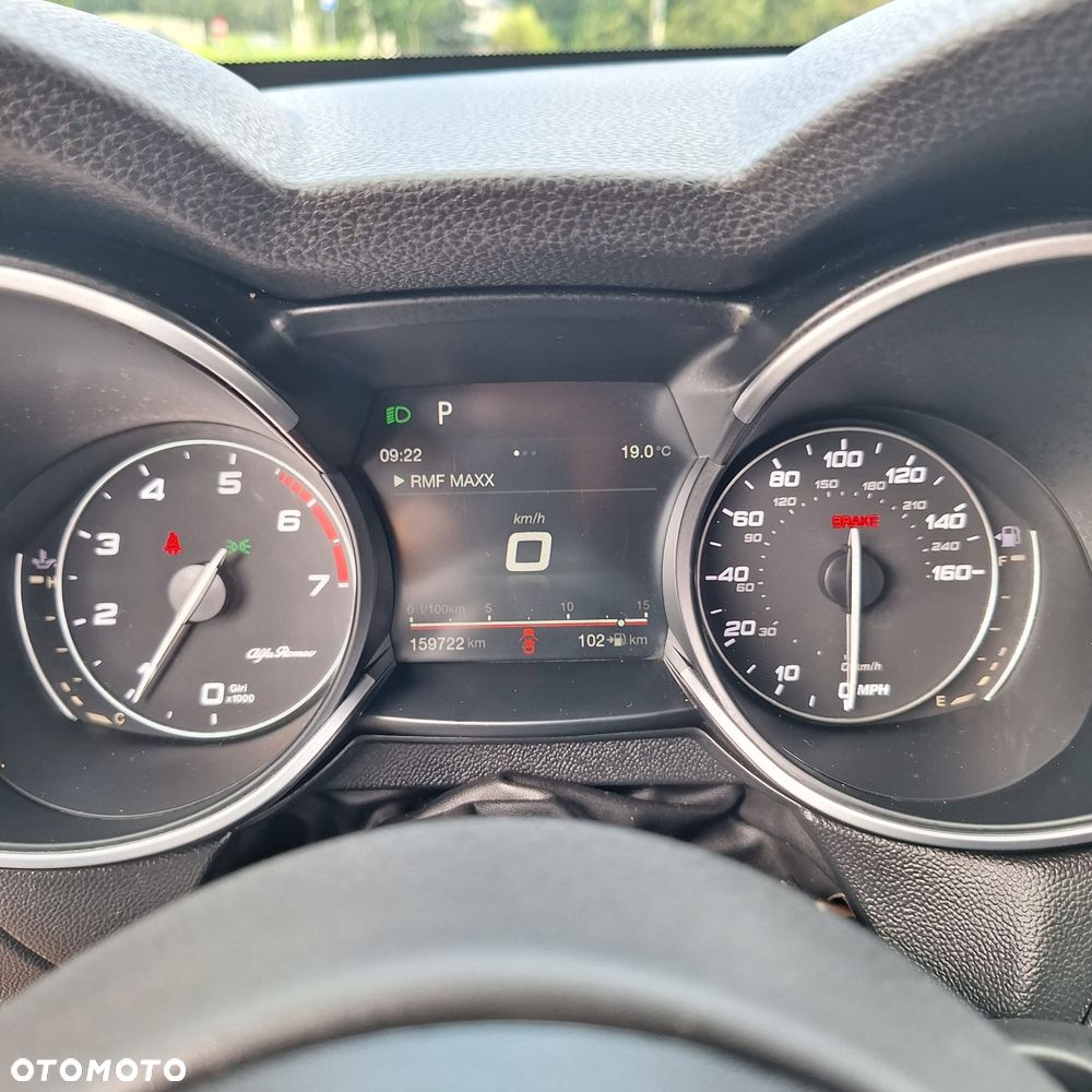 Alfa Romeo Stelvio - 9