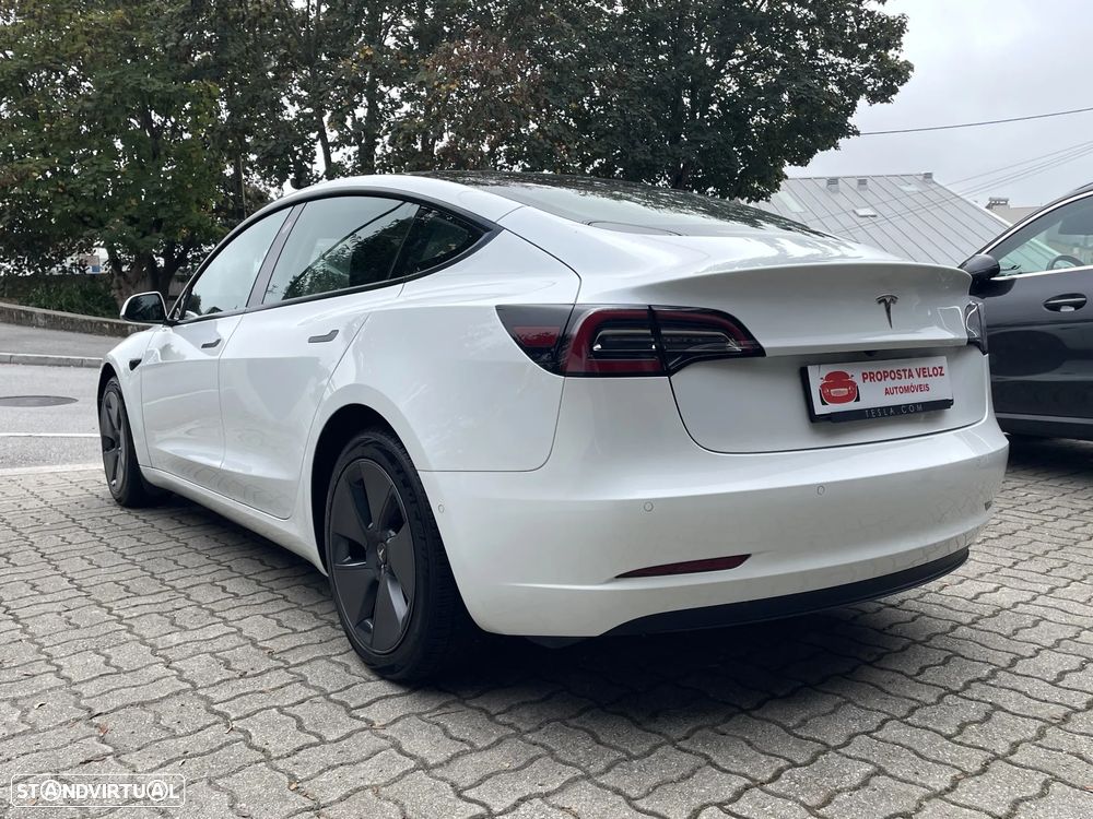 Tesla Model 3 Standard Range Plus RWD - 4