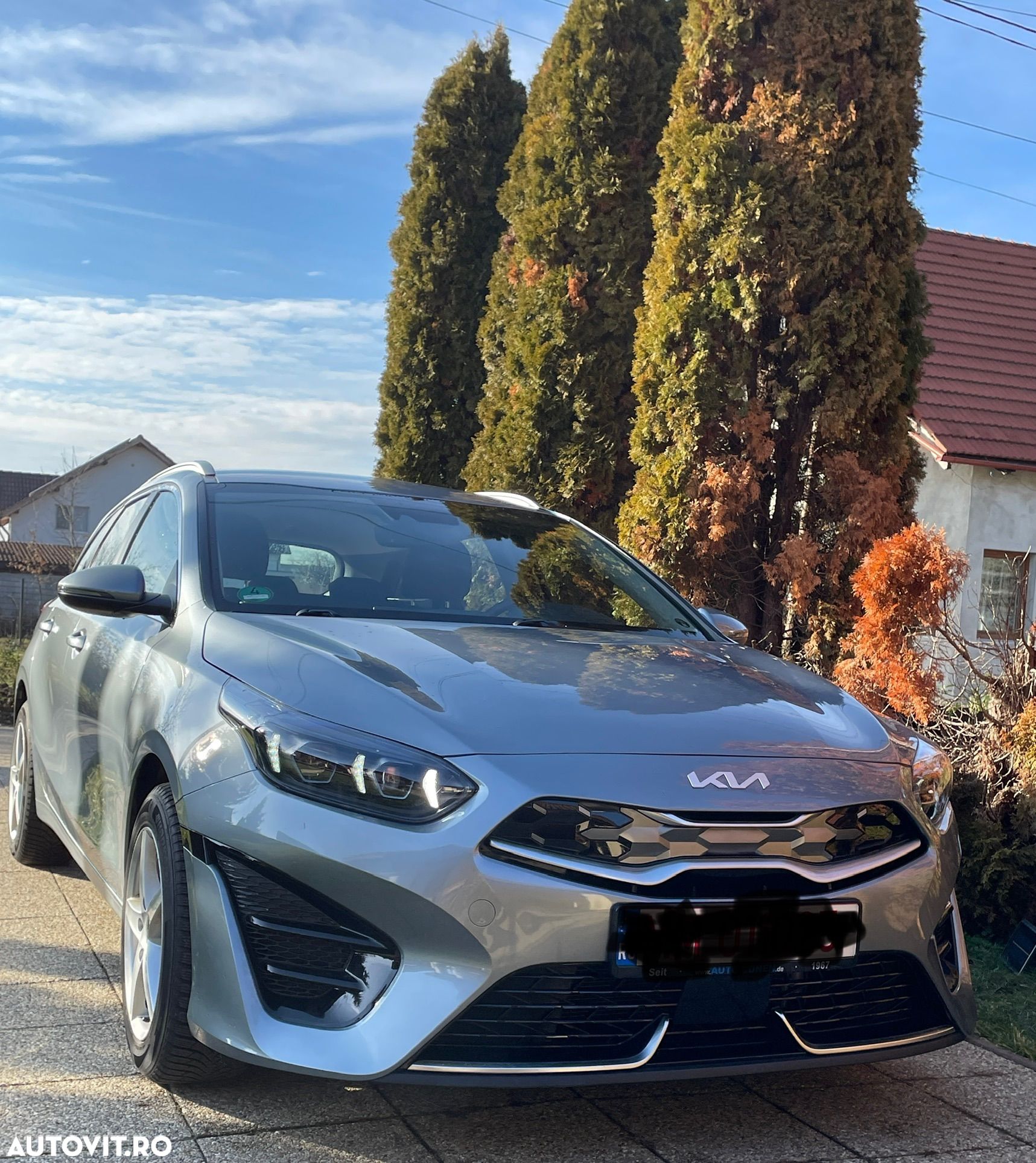 Kia Ceed SW 1.6 GDI DCT OPF Plug-in-Hybrid Vision - 1