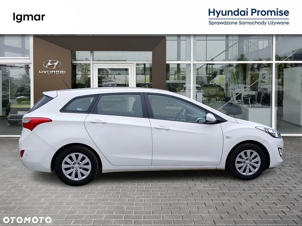 Hyundai i30 1.6 CRDi Classic + - 6