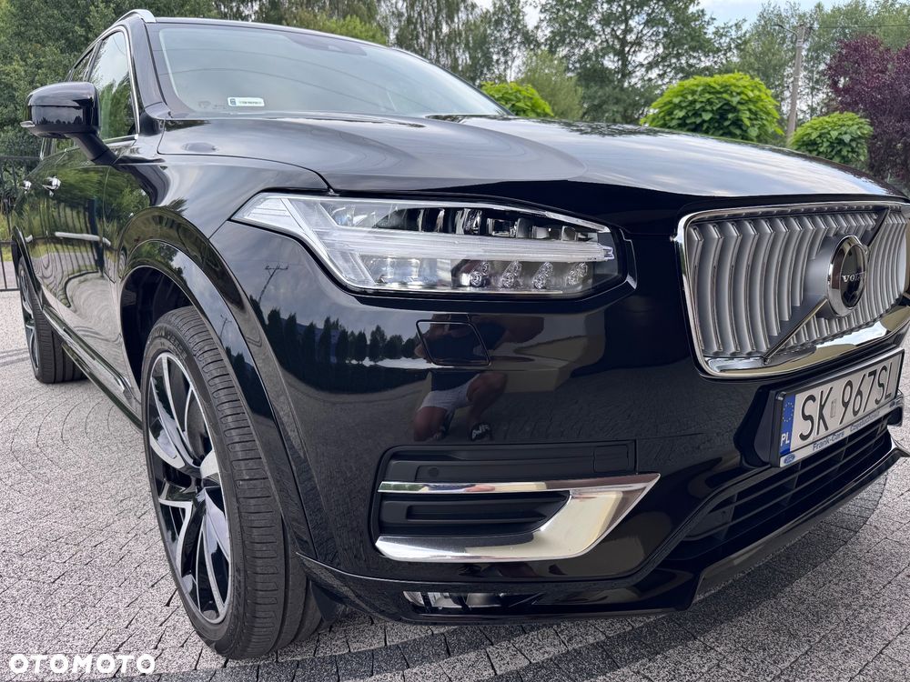 Volvo XC 90 - 9
