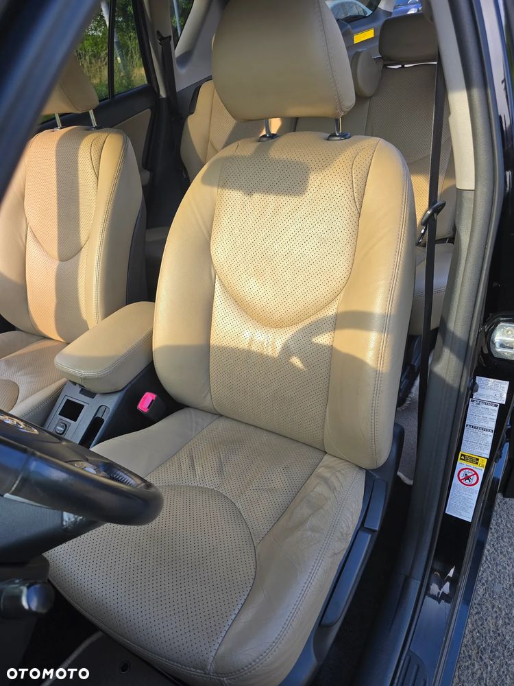 Toyota RAV4 2.0 VVT-i Prestige - 10