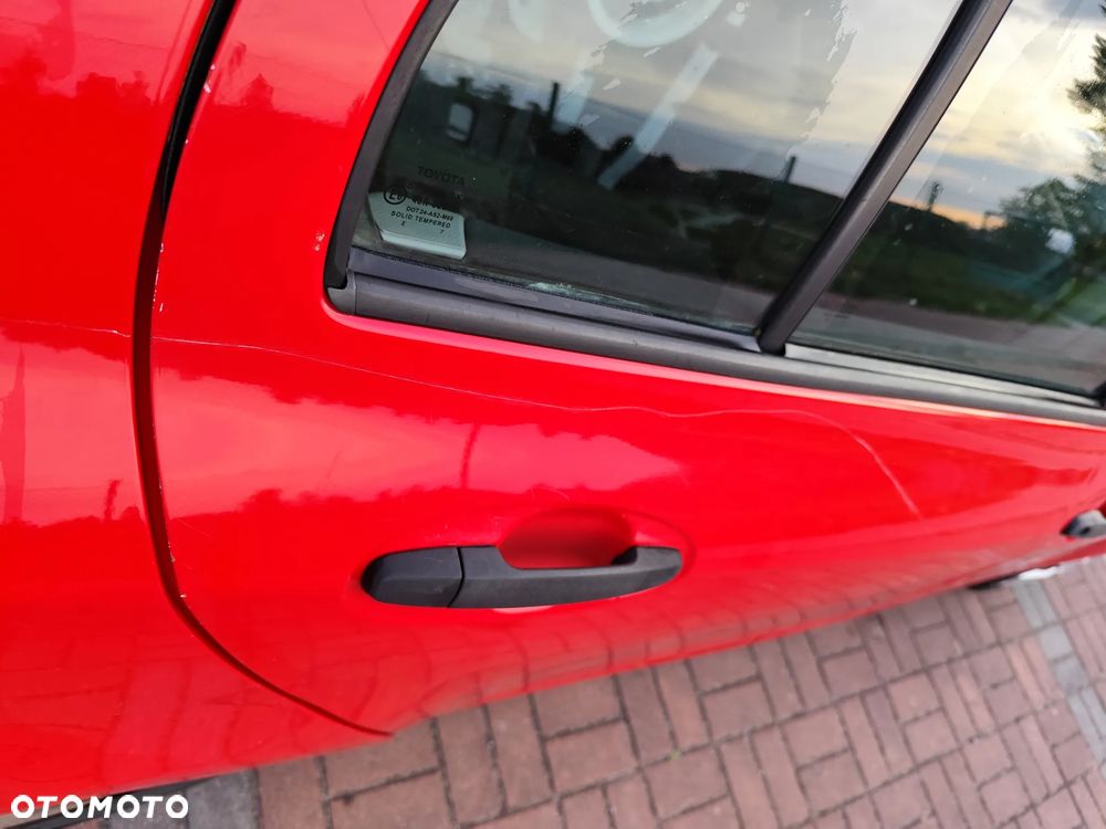 Toyota Yaris - 11