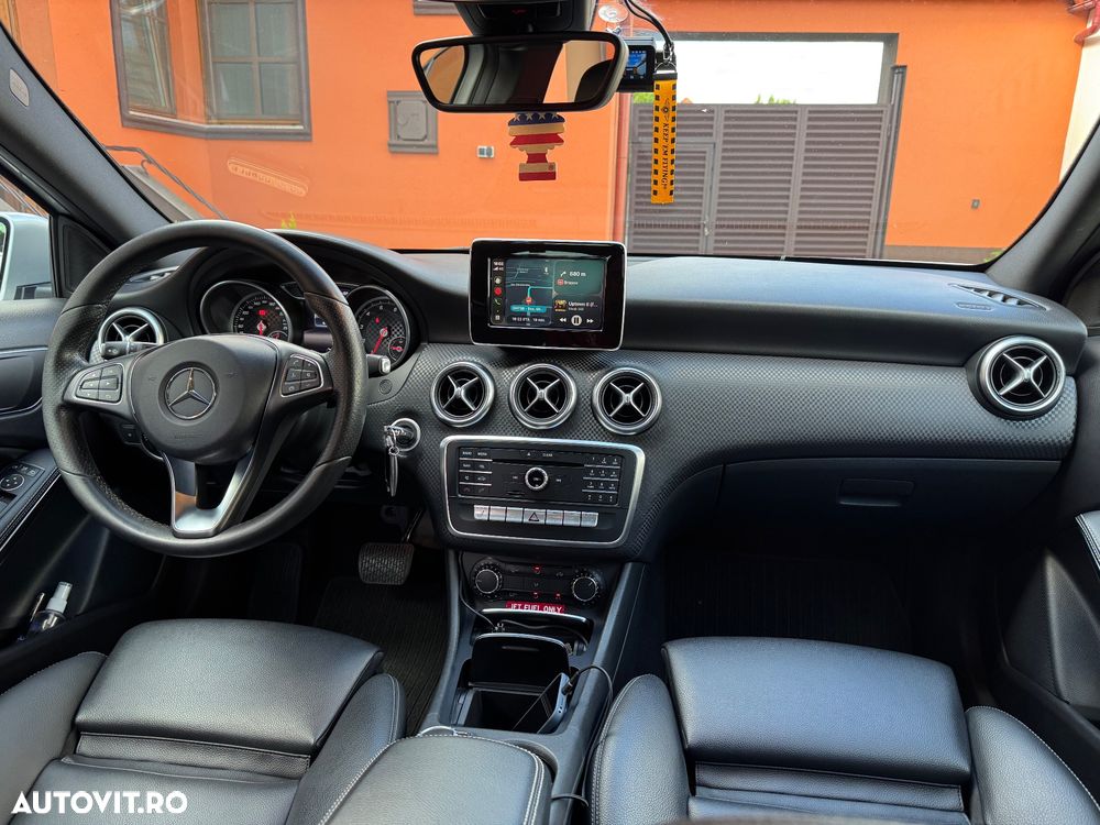 Mercedes-Benz A 200 7G-DCT - 6