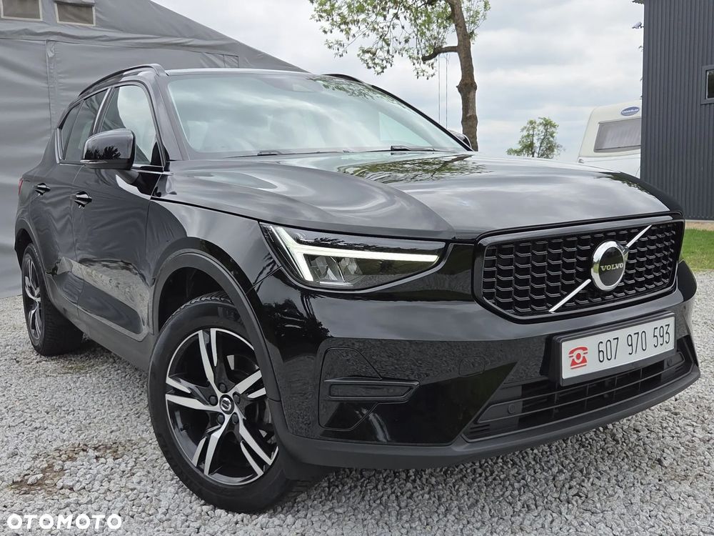 Volvo XC 40 T2 Plus Dark - 29