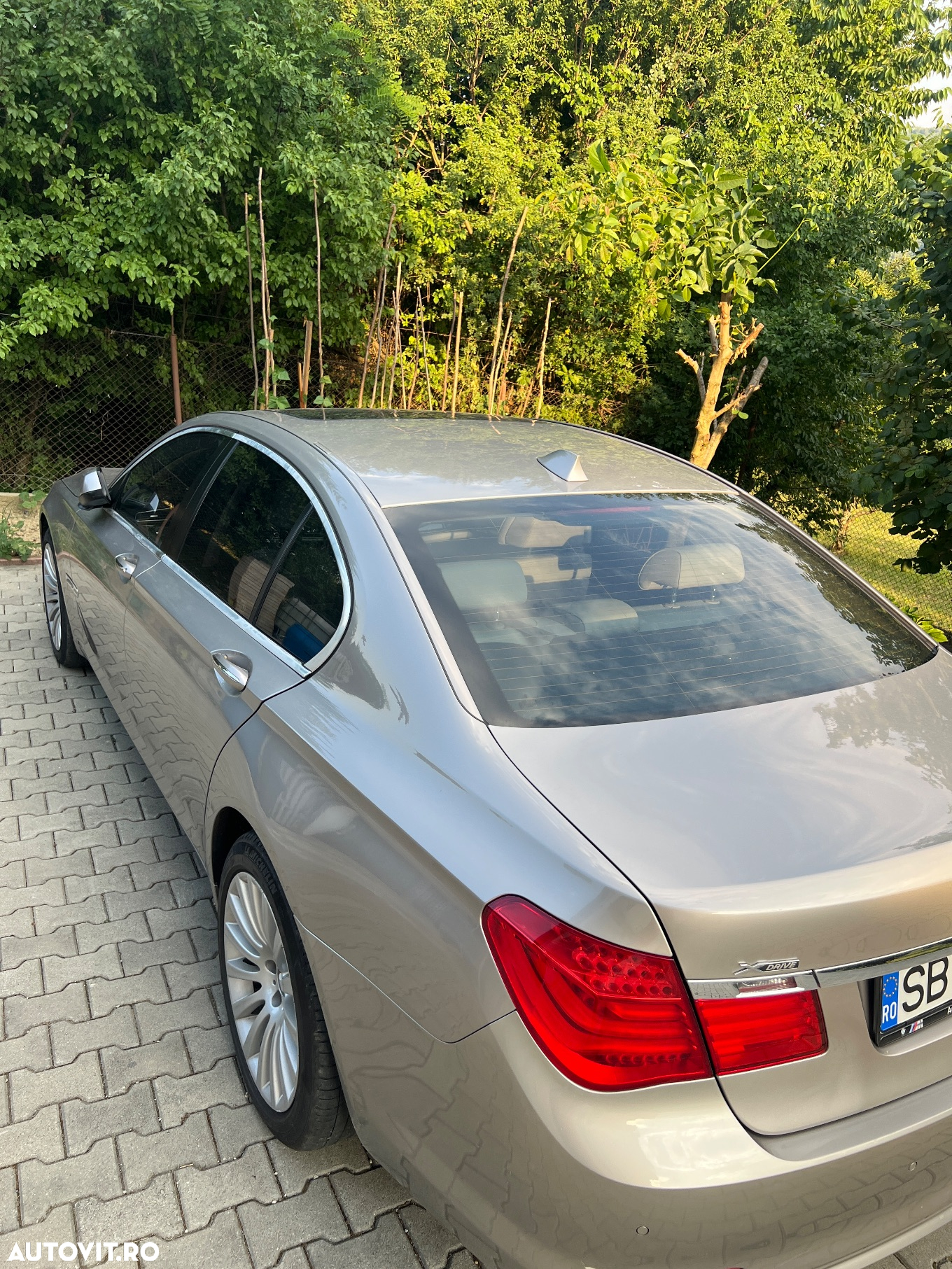 BMW Seria 7 740d xDrive Aut. - 24
