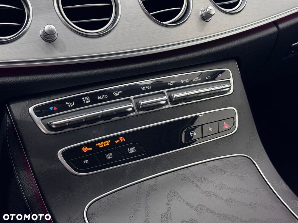 Mercedes-Benz Klasa E - 25