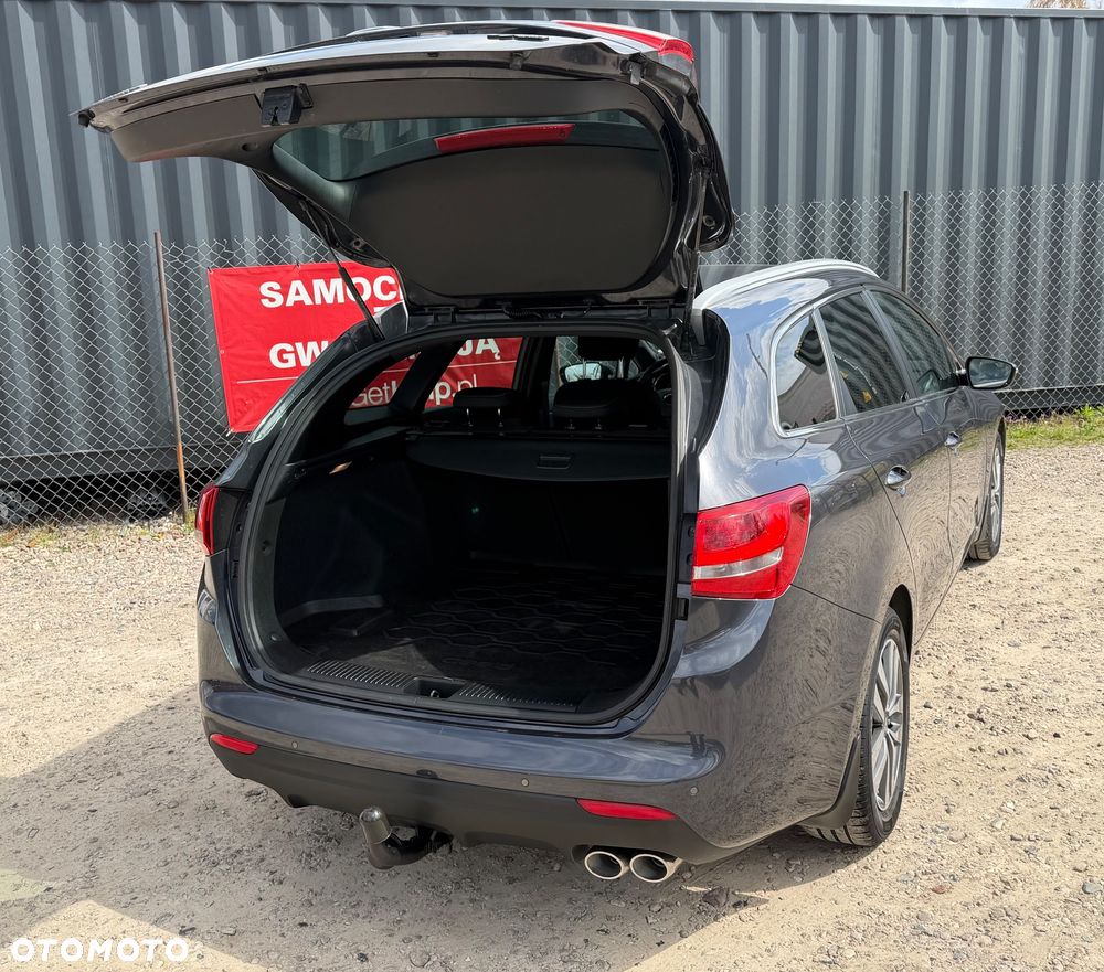 Kia Ceed 1.6 CRDi 136 ISG GT Line - 30