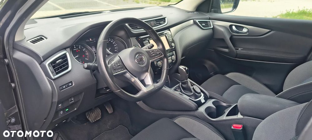 Nissan Qashqai 1.2 DIG-T N-Connecta Xtronic - 7