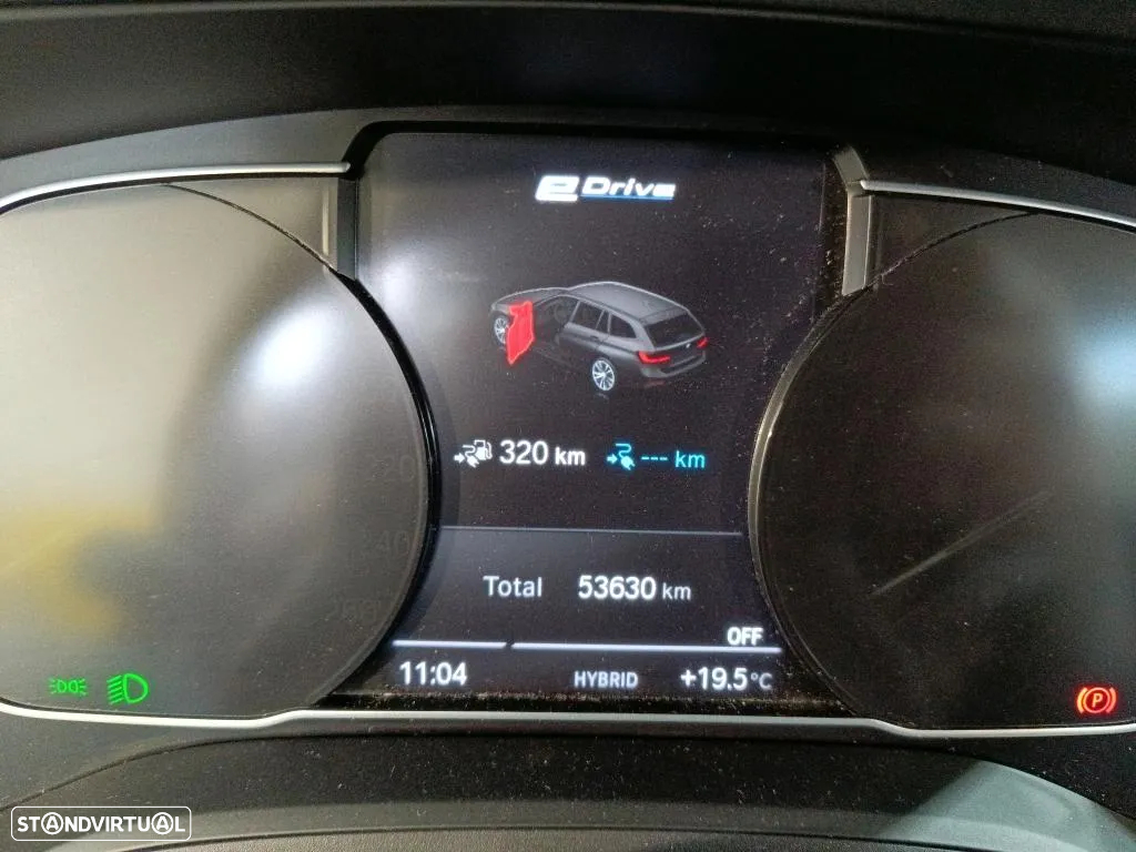 BMW 330 e Touring Corporate Edition Auto - 4
