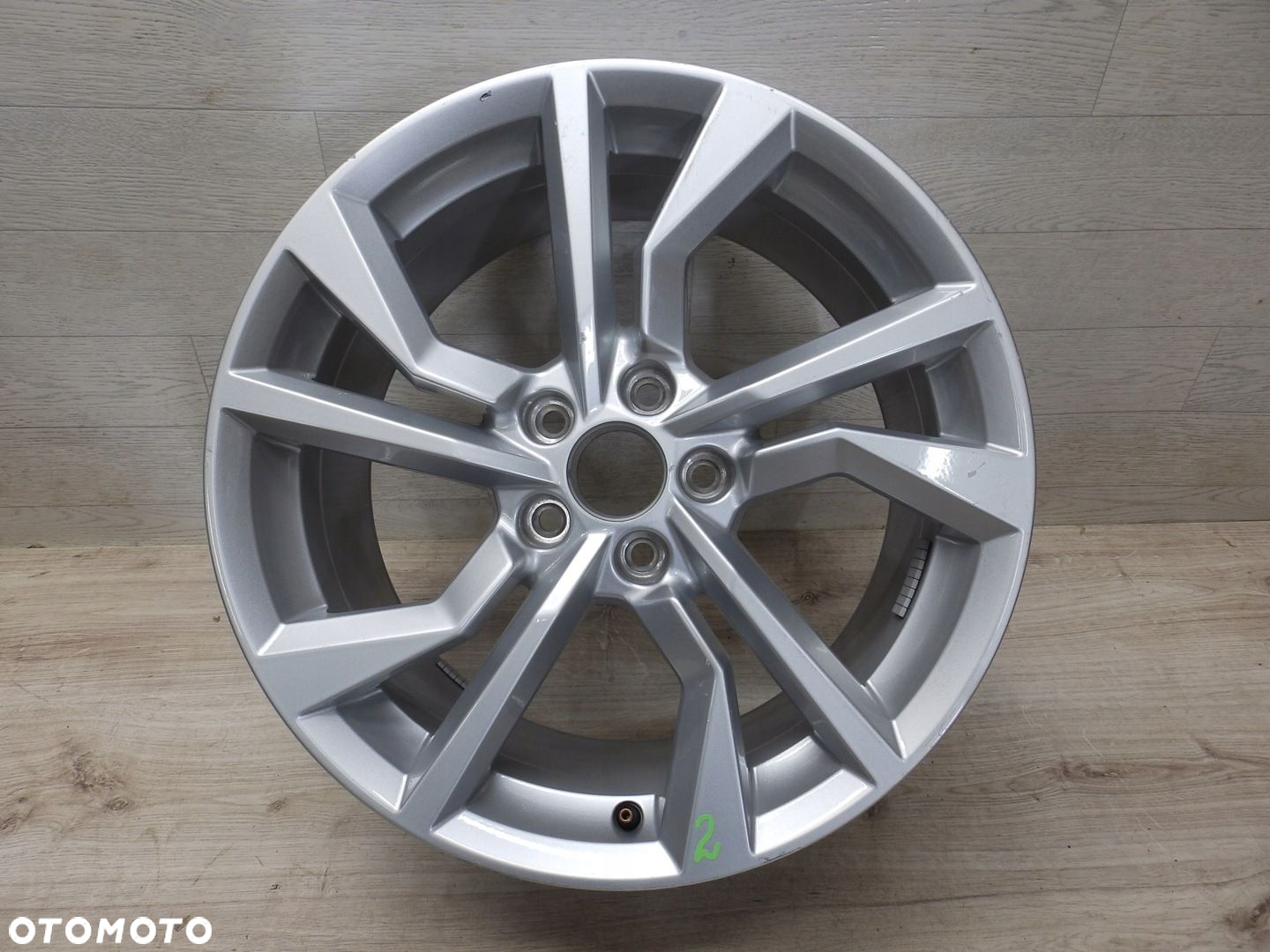 Felga Audi TT 8S0 E 8.5Jx18H2 Et50 5x112 8S0601025AN - 9