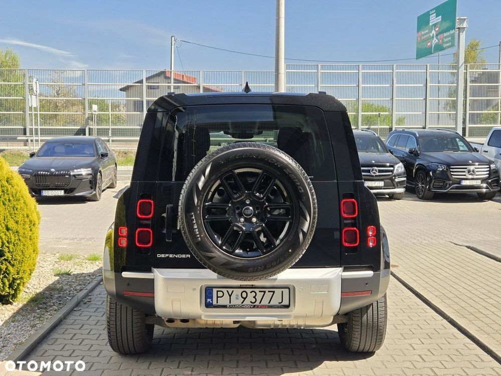 Land Rover Defender - 5
