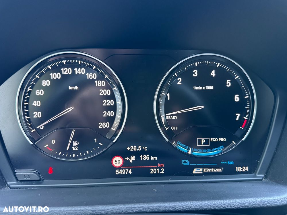 BMW X1 xDrive25e Sport Line - 7