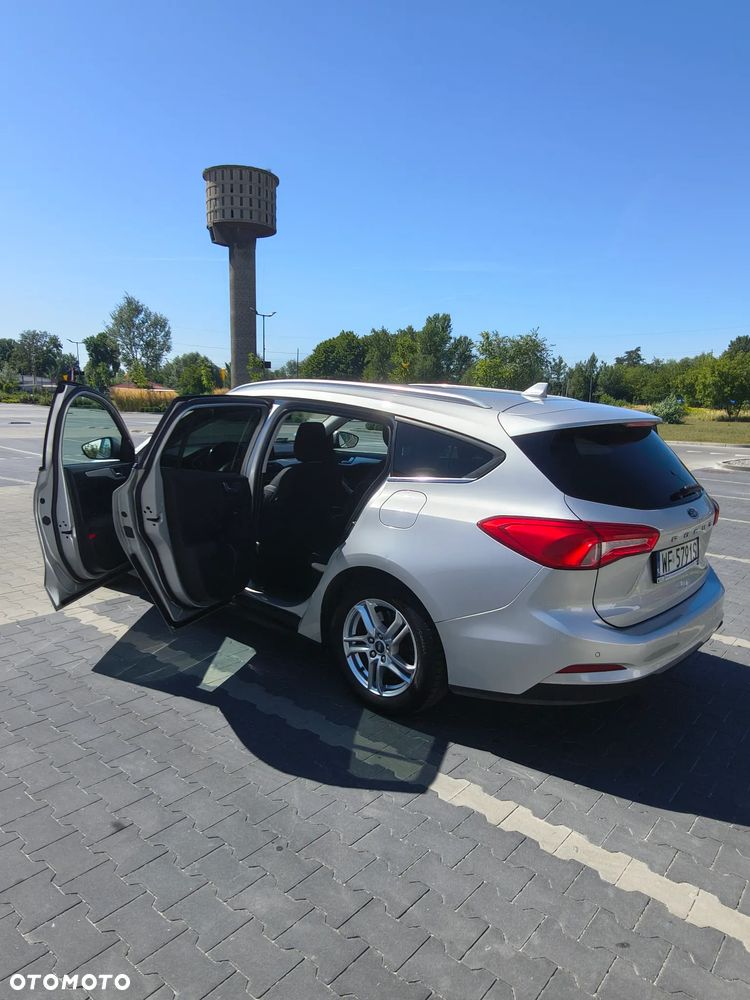 Ford Focus 1.5 EcoBlue Titanium - 6