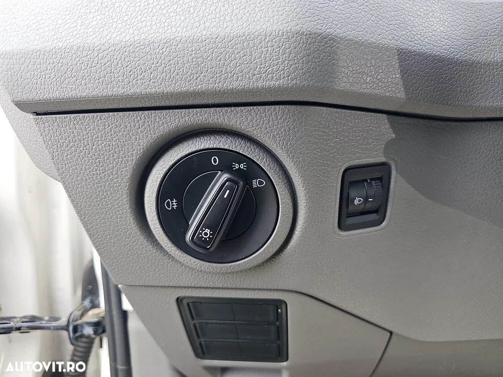 Volkswagen Crafter - 12