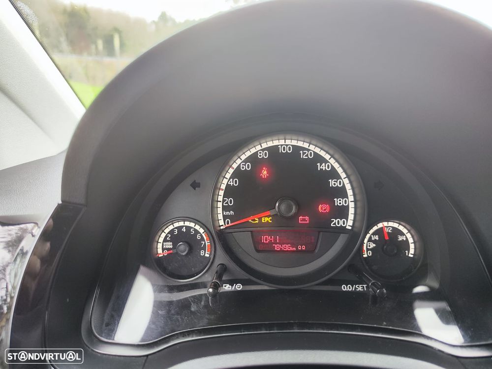 VW Up! 1.0 BlueMotion Move - 21