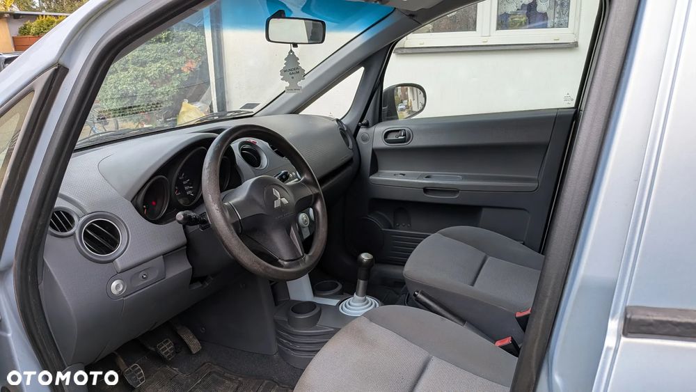 Mitsubishi Colt 1.1 Inform - 8