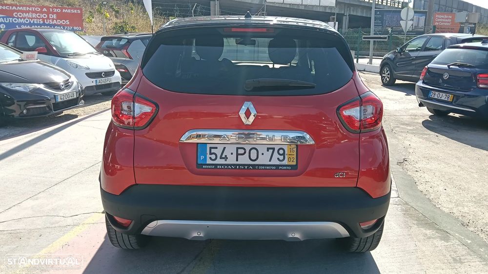 Renault Captur 1.5 dCi Helly Hansen - 5