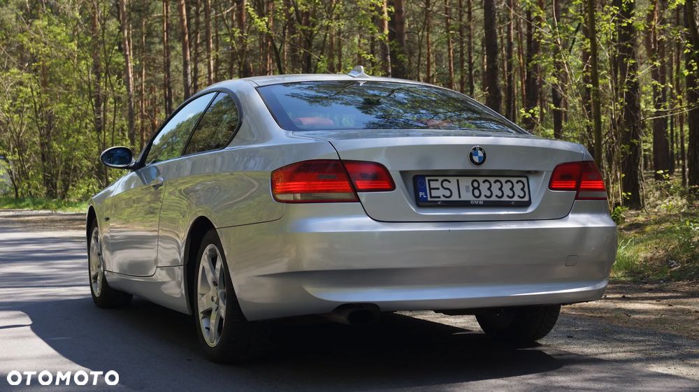 BMW Seria 3 320d - 5