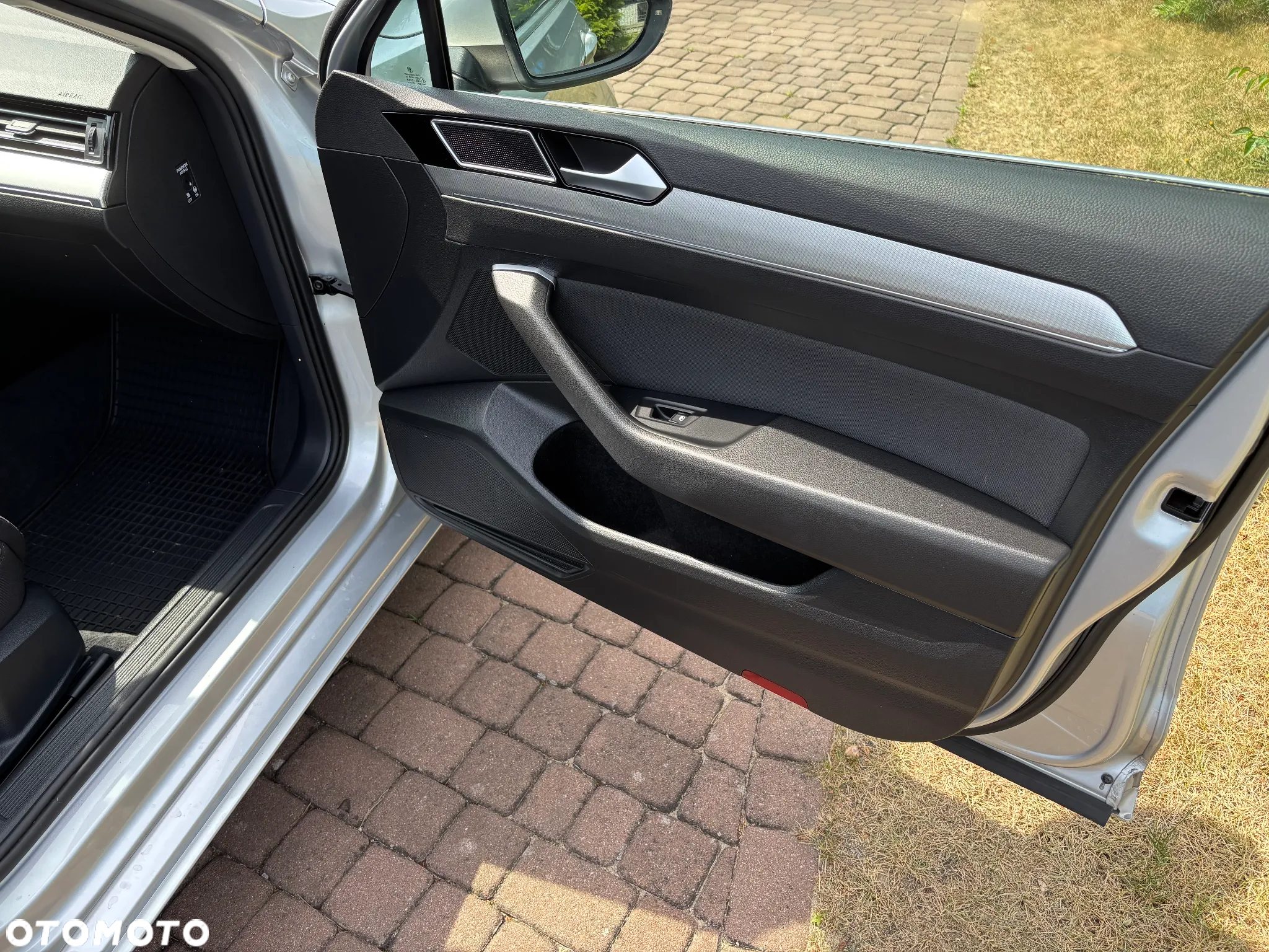 Volkswagen Passat Variant 2.0 TDI SCR 4Motion DSG (BMT) Comfortline - 27